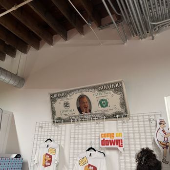 The Price is Right - Come on down. Drew Careys face on the $800.000 bill..:-) also merchandise for sale. - Studio Taping Near Me - Los Angeles, California The Price is Right - Come on down. Drew Careys face on the $800.000 bill..:-) also merchandise for sale. - Studio Taping Near Me - Los Angeles, California