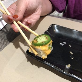 Ke-uH - Popper Roll - Sushi Bars Near Me - Weston, Florida Ke-uH - Popper Roll - Sushi Bars Near Me - Weston, Florida