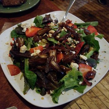 Olde Madrid - Date salad with grilled ham and goat cheese over mixed greens - Spanish Near Me - Racine, Wisconsin