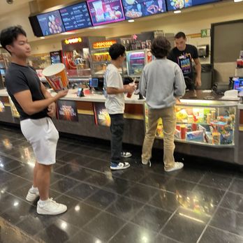 AMC SANTA ANITA 16 - Updated September 2024 - 914 Photos & 710 Reviews