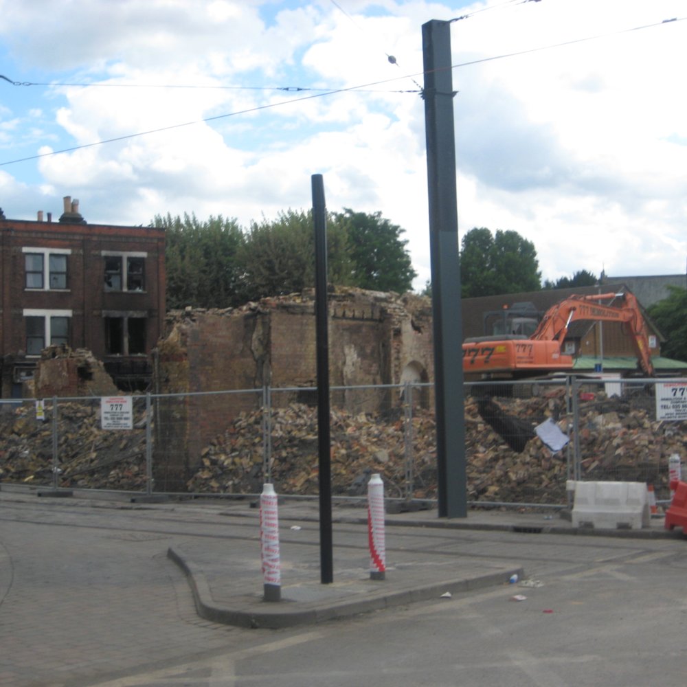 Croydon Clean Up - Reeves Corner - Local Flavor Near Me - Croydon, XGL