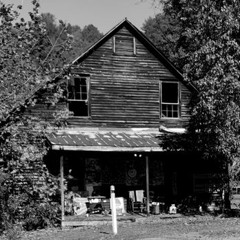 LongHorn Steakhouse - Rustic barn near Dawsonville Longhorns - Steakhouses Near Me - Dawsonville, Georgia