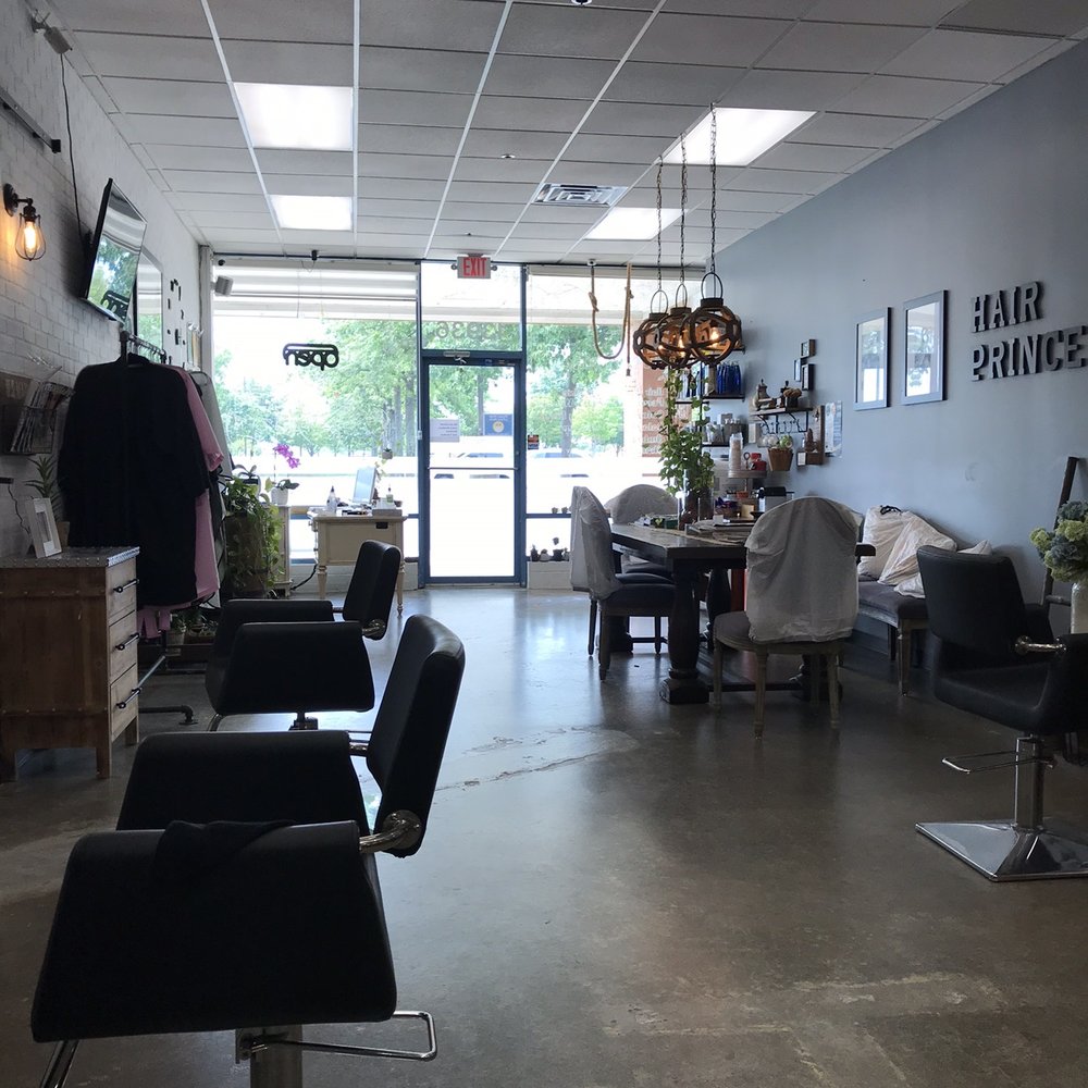Hair Prince - It won't be too crowded. - Hair Salons Near Me - Chantilly, Virginia