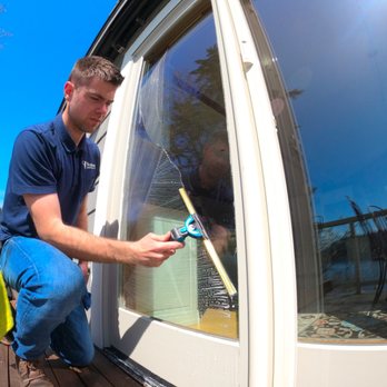True Clean Window Cleaning - Cleaning French door windows - Gutter Services Near Me - Tigard, Oregon