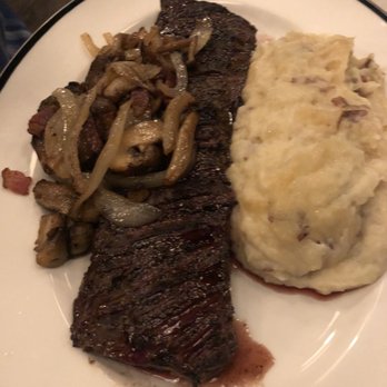 Stefani Prime - Skirt steak, mashed and mushrooms - Italian Near Me - Lincolnwood, Illinois