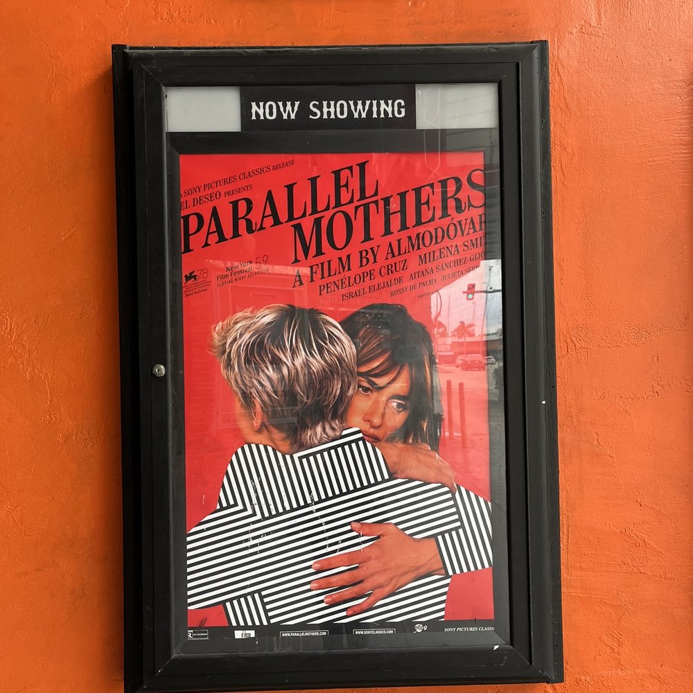 Parallel Mothers poster. Parallel Mothers poster.