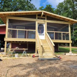 Custom Roofing & Exteriors - New screen in porch