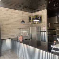 SD Pizzeria - Inside