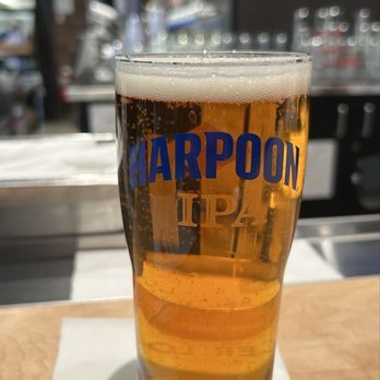 Harpoon Taproom - Good beer and wine selection. - Brewpubs Near Me - Boston, Massachusetts Harpoon Taproom - Good beer and wine selection. - Brewpubs Near Me - Boston, Massachusetts