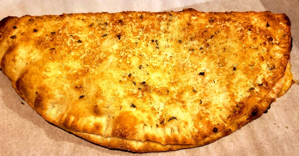 Pizza Villa - West Salem Logo
