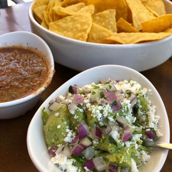 Seis Kitchen - Guacamole, salsa and chips - Mexican Near Me - Tucson, Arizona Seis Kitchen - Guacamole, salsa and chips - Mexican Near Me - Tucson, Arizona