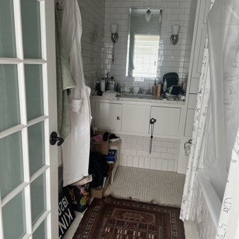 Kobi Organizing - Bathroom - Before - Home Organization Near Me Kobi Organizing - Bathroom - Before - Home Organization Near Me