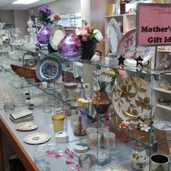 A Second Blessing Thrift Store - We getting ready Mom's big day!