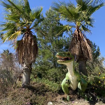 Cabazon Dinosaurs - Museums Near Me - Cabazon, California