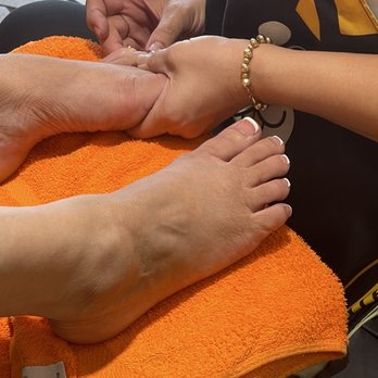 JB Nails & Spa - Nail Salons Near Me - Elk Grove, California