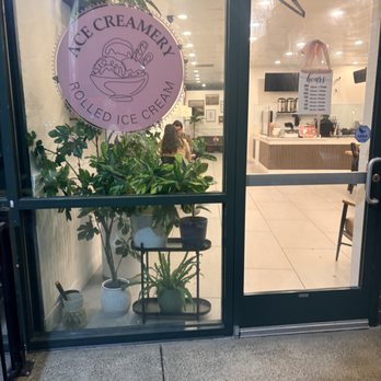Ace Creamery - Ice Cream & Frozen Yogurt Near Me - Roseville, California Ace Creamery - Ice Cream & Frozen Yogurt Near Me - Roseville, California