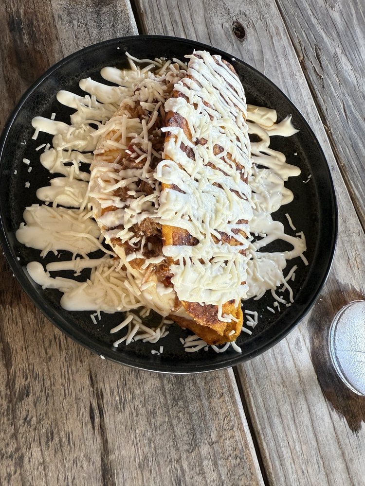Savores Grill House — Mexican restaurant in Vero Beach