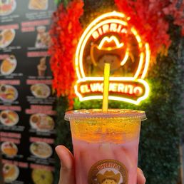 Agua de Fresa con Leche Agua de Fresa con Leche