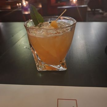 Continent Restaurant & Cigar Lounge - Whiskey Ginger Smash - Cigar Bars Near Me - Atlanta, Georgia