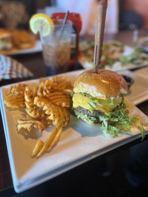 Craft Burger Bar by null
