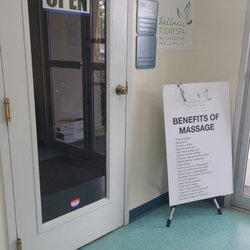 Wellness Today Spa - Hallway entrance from medical center.