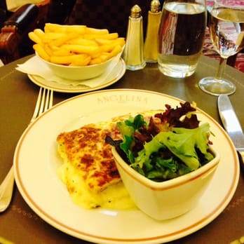 Angelina - Croque Monsieur with side salad and frites. - Breakfast & Brunch Near Me - Paris, 75
