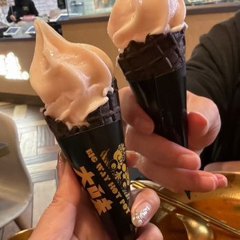 Big Way Hot Pot - Free ice cream - Asian Fusion Near Me - Monterey Park, California Big Way Hot Pot - Free ice cream - Asian Fusion Near Me - Monterey Park, California