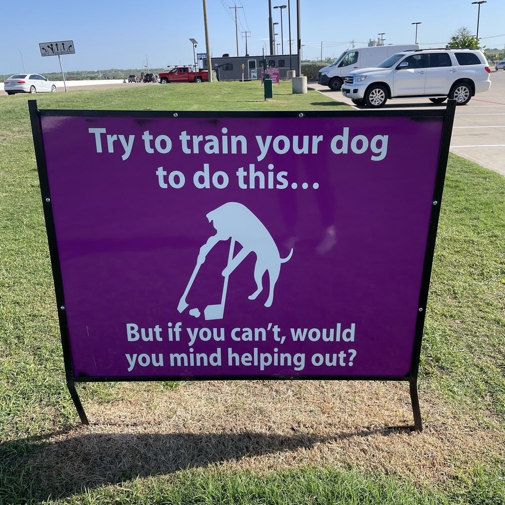 Buc-ee's - Funny sign in dog walking area - Gas Stations Near Me - Temple, Texas