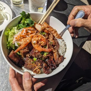 Shank & Bone - Vietnamese Near Me - San Diego, California