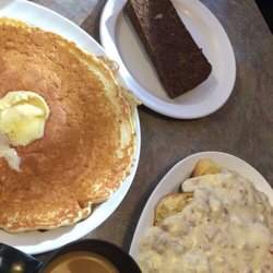Spready Oak Country Cafe - Chipped beef & biscuits and scrapple perfectly crispy