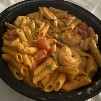 Primo Pasta Kitchen - Penne Vodka with shrimp - Italian Near Me - Pasadena, Maryland Primo Pasta Kitchen - Penne Vodka with shrimp - Italian Near Me - Pasadena, Maryland