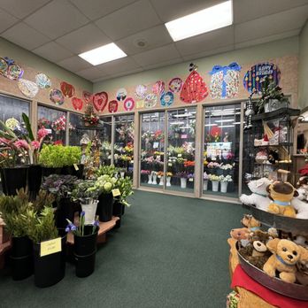 Wes' Flowers - Florists Near Me - Temecula, California