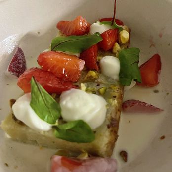 Verse - Olive oil cake - Seafood Near Me - Toluca Lake, California