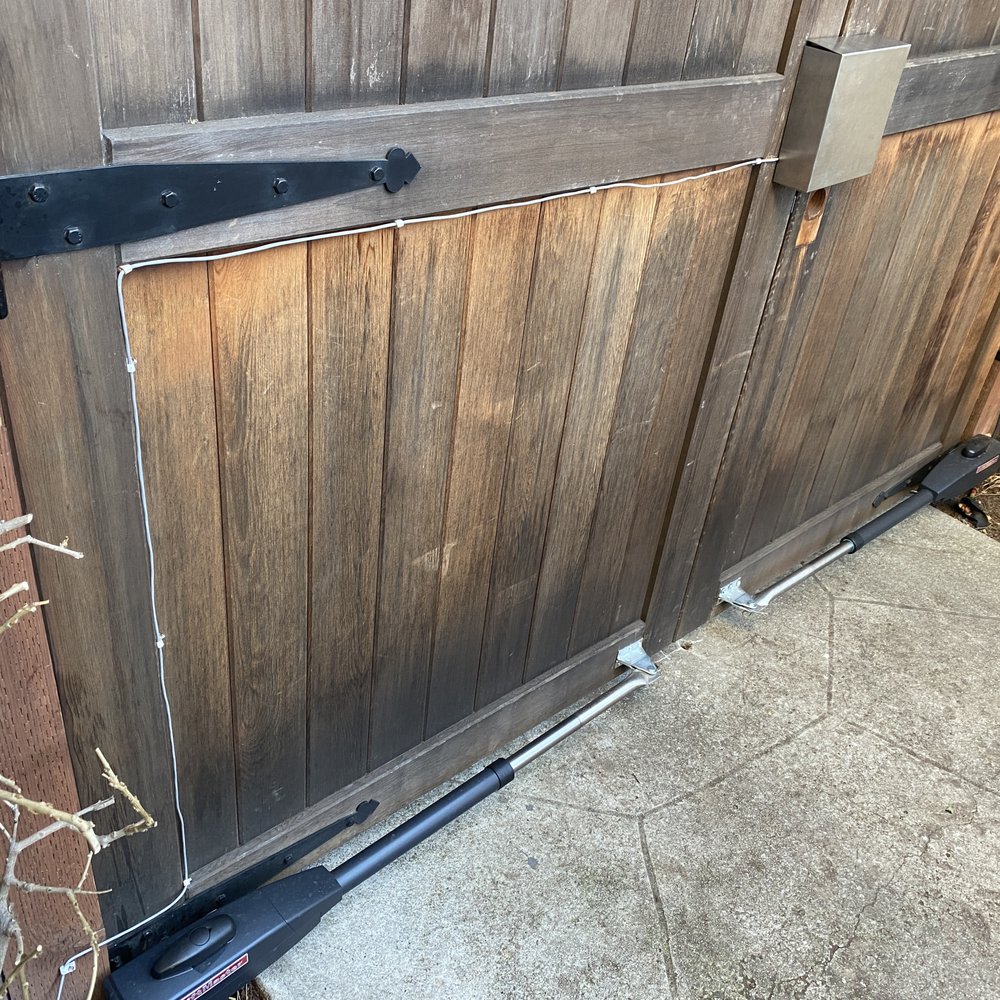 Gate of Shield - Fences & Gates Near Me - Ross, California