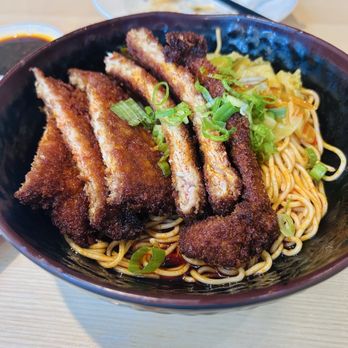 Dumpling Bar - Crispy pork chop and spicy noodle - Chinese Near Me - Encinitas, California Dumpling Bar - Crispy pork chop and spicy noodle - Chinese Near Me - Encinitas, California