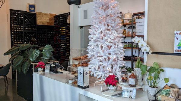 The MODERN Kitchen + Bar by null