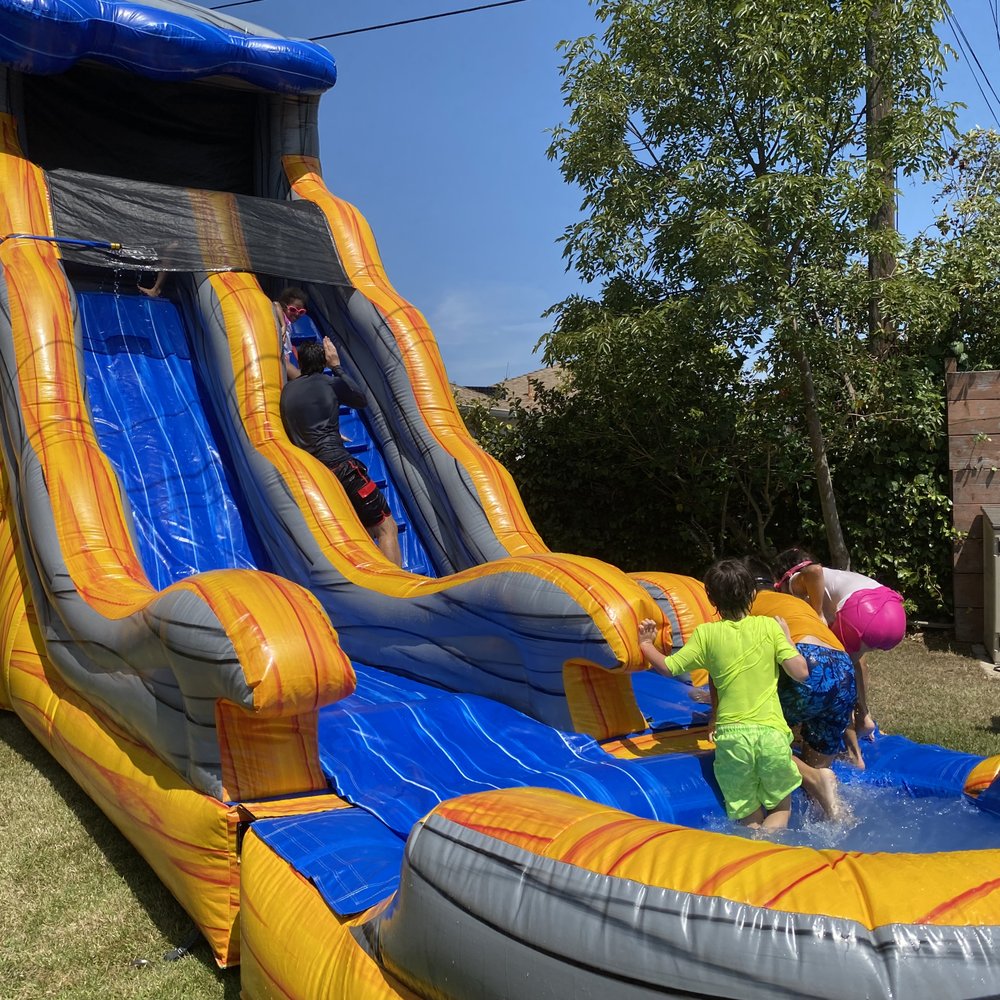Cal Jump - 17' high water slide. - Bounce House Rentals Near Me - Redondo Beach, California