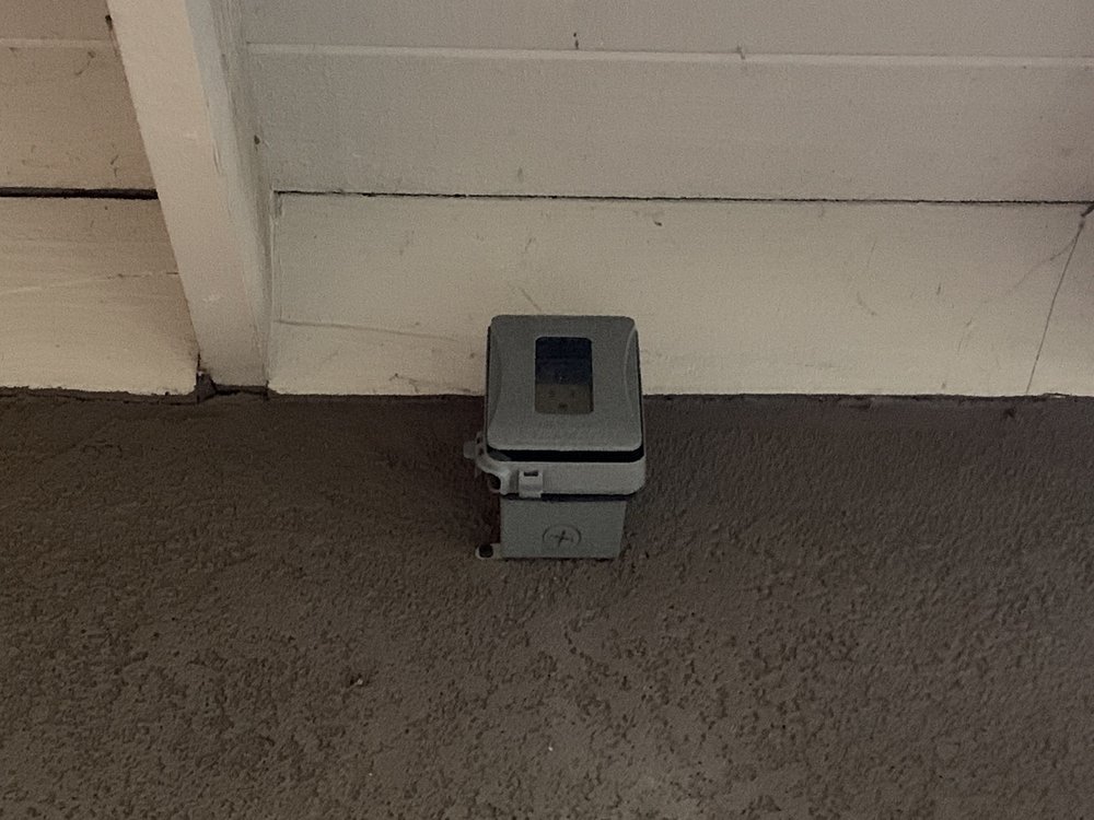 Slide of Bulldog Electric