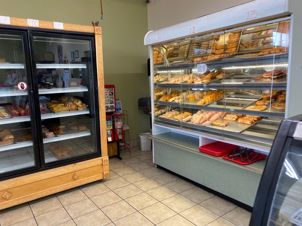 NOAHS BAKERY Updated October 2024 96 Photos & 15 Reviews 1661 NE