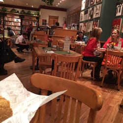 Cafebrería El Péndulo Perisur
