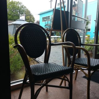 Petite Provence - Waiting - Breakfast & Brunch Near Me - Portland, Oregon Petite Provence - Waiting - Breakfast & Brunch Near Me - Portland, Oregon