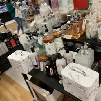 TJ Maxx - Department Stores Near Me - Bakersfield, California