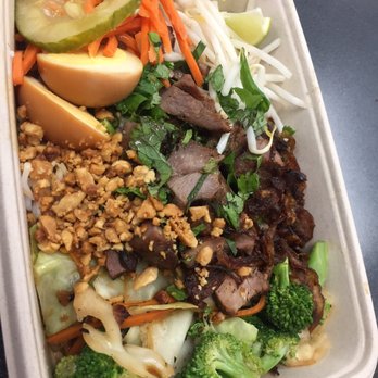 Asian Box - The Miss Jones ... decent flavor good enough portion - Vietnamese Near Me - Mountain View, California Asian Box - The Miss Jones ... decent flavor good enough portion - Vietnamese Near Me - Mountain View, California
