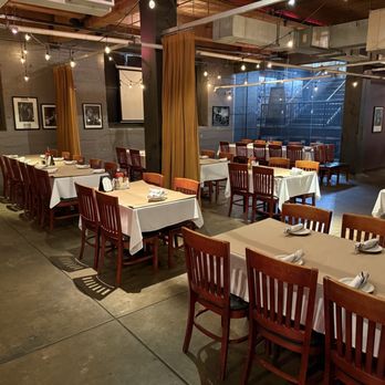 Bourbon St. Cafe - Dinning area - Seafood Near Me - Oklahoma City, Oklahoma Bourbon St. Cafe - Dinning area - Seafood Near Me - Oklahoma City, Oklahoma