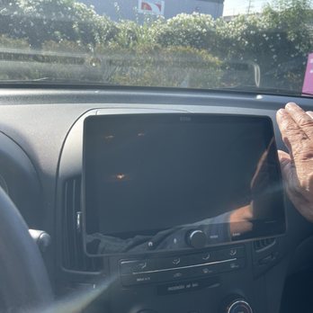 California Car Sounds - Huge screen for Apple/Android CarPlay and the backup camera! - Car Stereo Installation Near Me - Campbell, California