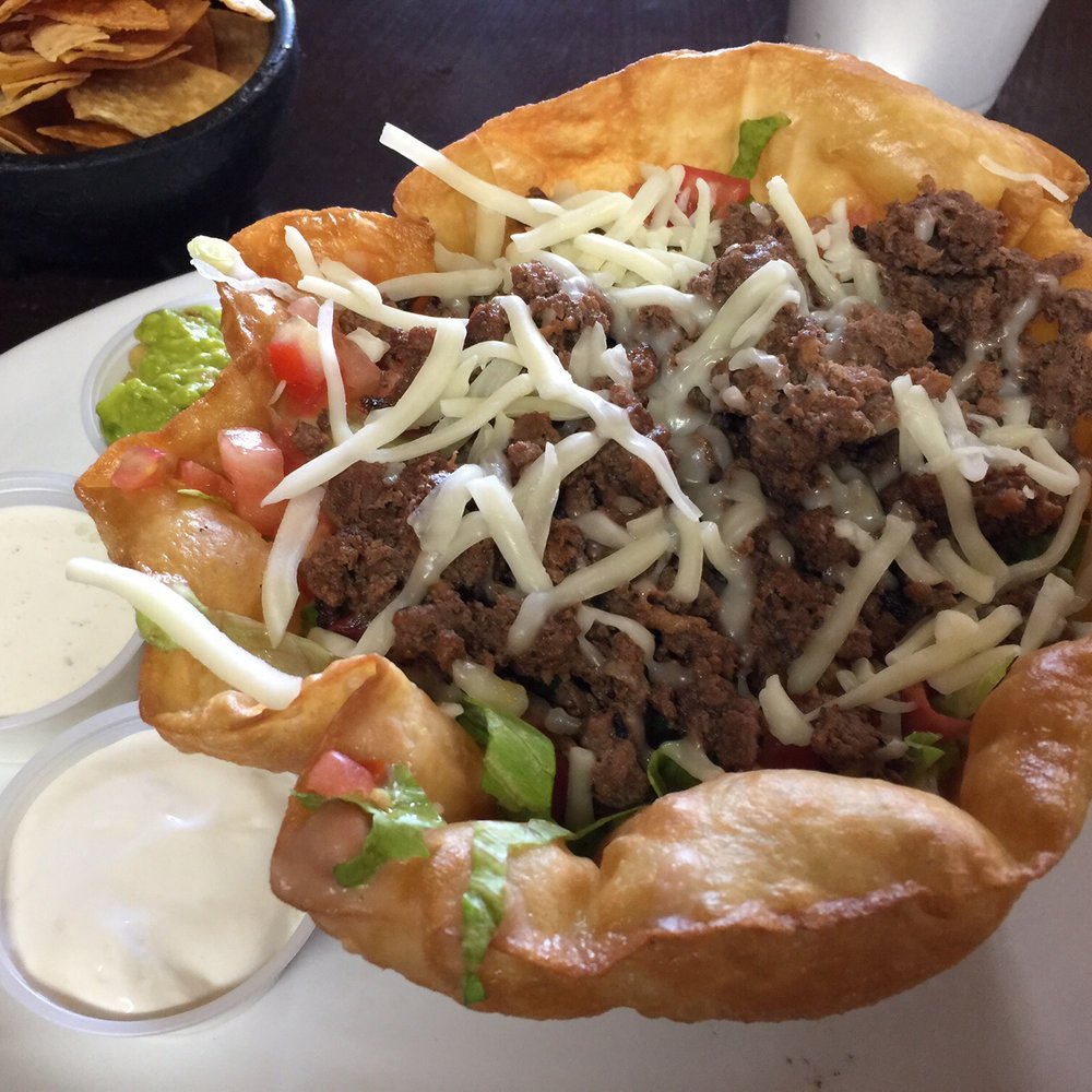 Mikasa - Delicious Mikasa salad with carne asada - Mexican Near Me - Walnut, California