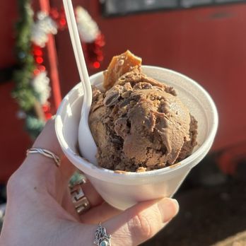 The Frosty Caboose - Chocolate Peanut Butter Ice Cream - Ice Cream & Frozen Yogurt Near Me - Chamblee, Georgia