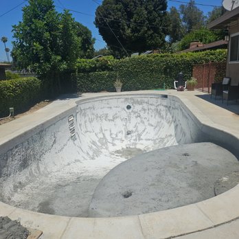 LUX Pool Services - Pool Cleaners Near Me