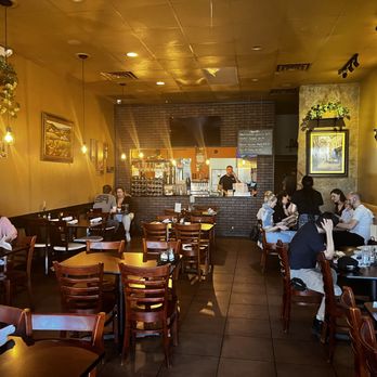 Amoretto Italian Restaurant - Dining room. - Italian Near Me - Plano, Texas Amoretto Italian Restaurant - Dining room. - Italian Near Me - Plano, Texas