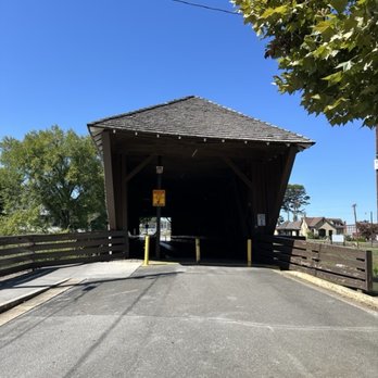 Elizabethton Covered Bridge - Landmarks & Historical Buildings Near Me - Elizabethton, Tennessee Elizabethton Covered Bridge - Landmarks & Historical Buildings Near Me - Elizabethton, Tennessee
